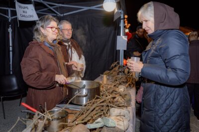 Agrandir l'image 3 sur 18, fenêtre modale