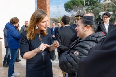 Agrandir l'image 10 sur 10, fenêtre modale