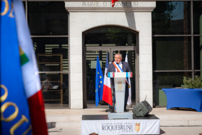 Agrandir l'image 1 sur 31, fenêtre modale