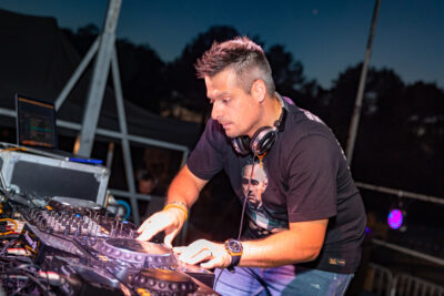 Agrandir l'image 11 sur 14, fenêtre modale