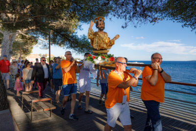 Agrandir l'image 2 sur 14, fenêtre modale