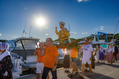 Agrandir l'image 10 sur 14, fenêtre modale