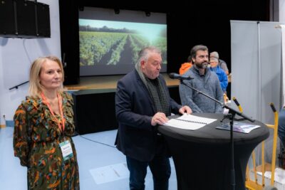 Agrandir l'image 12 sur 18, fenêtre modale