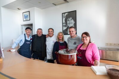 Agrandir l'image 17 sur 18, fenêtre modale