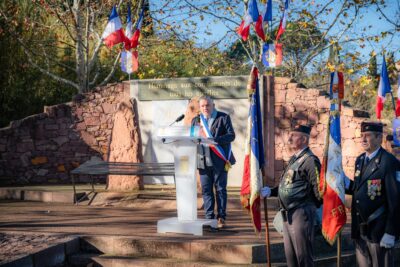 Agrandir l'image 2 sur 7, fenêtre modale