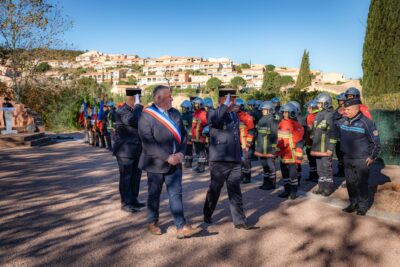 Agrandir l'image 12 sur 15, fenêtre modale