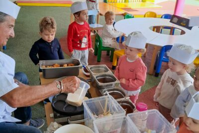 Agrandir l'image 12 sur 25, fenêtre modale