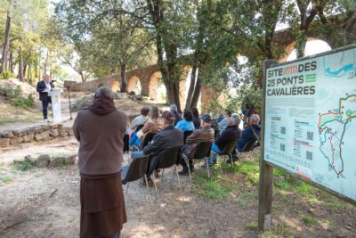 Agrandir l'image 6 sur 9, fenêtre modale