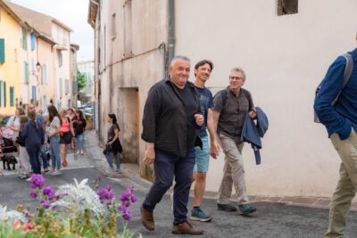 Agrandir l'image 4 sur 16, fenêtre modale