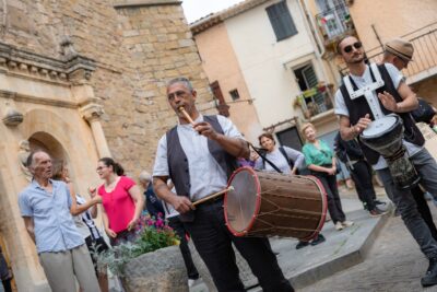 Agrandir l'image 8 sur 16, fenêtre modale