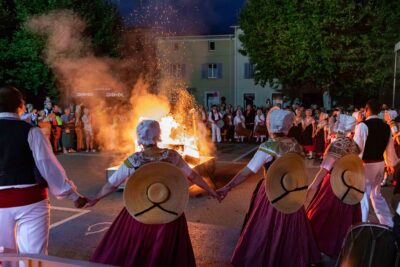 Agrandir l'image 4 sur 22, fenêtre modale