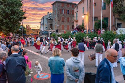 Agrandir l'image 6 sur 22, fenêtre modale