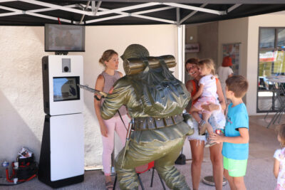 Agrandir l'image 12 sur 23, fenêtre modale