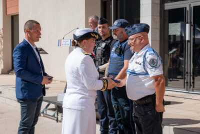 Agrandir l'image 8 sur 30, fenêtre modale