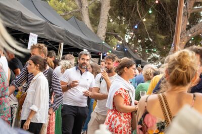 Agrandir l'image 12 sur 22, fenêtre modale