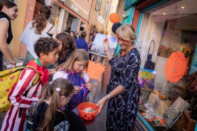 Agrandir l'image 12 sur 22, fenêtre modale