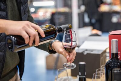 Agrandir l'image 2 sur 18, fenêtre modale