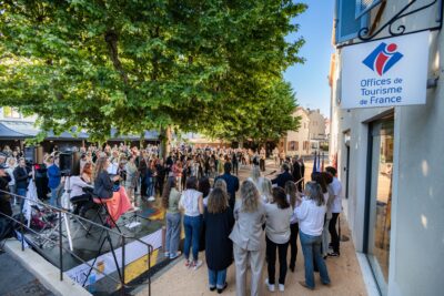 Agrandir l'image 1 sur 16, fenêtre modale