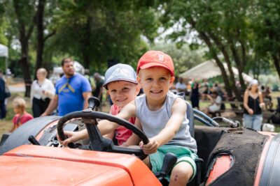 Agrandir l'image 2 sur 24, fenêtre modale