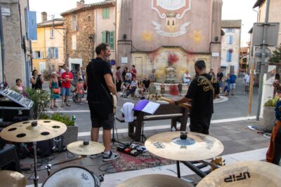 Agrandir l'image 2 sur 10, fenêtre modale