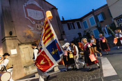 Agrandir l'image 7 sur 15, fenêtre modale