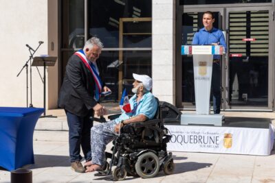 Agrandir l'image 16 sur 39, fenêtre modale