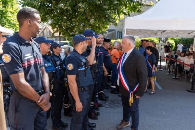 Agrandir l'image 10 sur 39, fenêtre modale