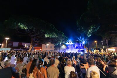 Agrandir l'image 6 sur 39, fenêtre modale