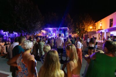 Agrandir l'image 38 sur 39, fenêtre modale