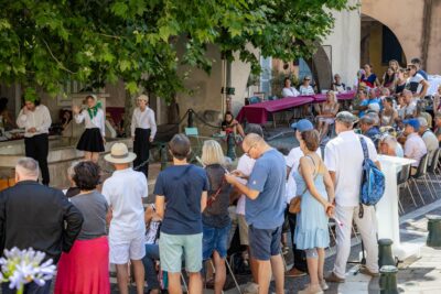 Agrandir l'image 13 sur 19, fenêtre modale