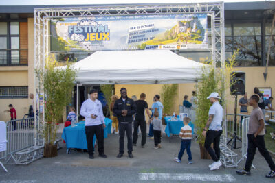 Agrandir l'image 16 sur 28, fenêtre modale