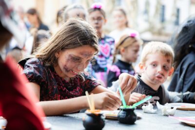 Agrandir l'image 2 sur 28, fenêtre modale