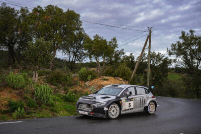 Agrandir l'image 2 sur 16, fenêtre modale